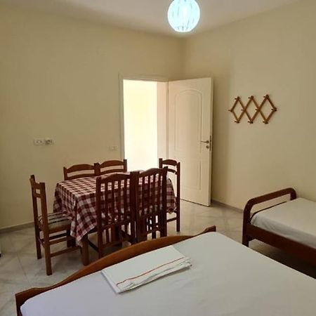 Thano Apartments Вльора Екстер'єр фото