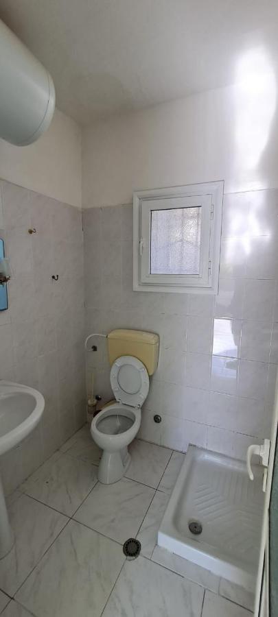 Thano Apartments Вльора Екстер'єр фото